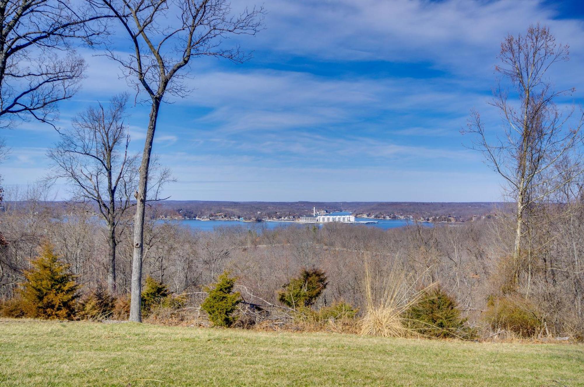 Ozarks Vacation Rental Condo With Lake View! المظهر الخارجي الصورة
