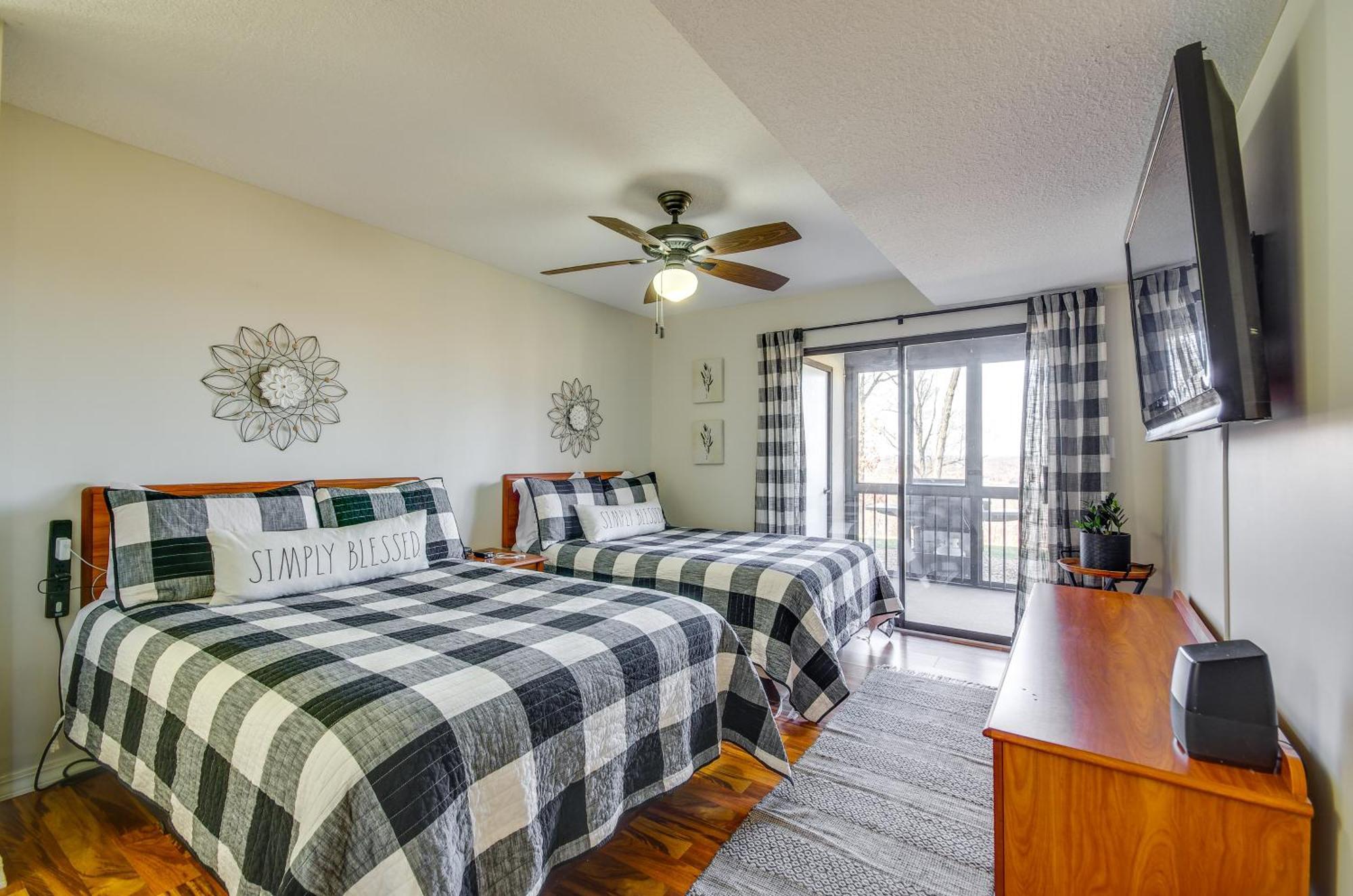 Ozarks Vacation Rental Condo With Lake View! المظهر الخارجي الصورة